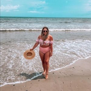 Off the shoulder swim